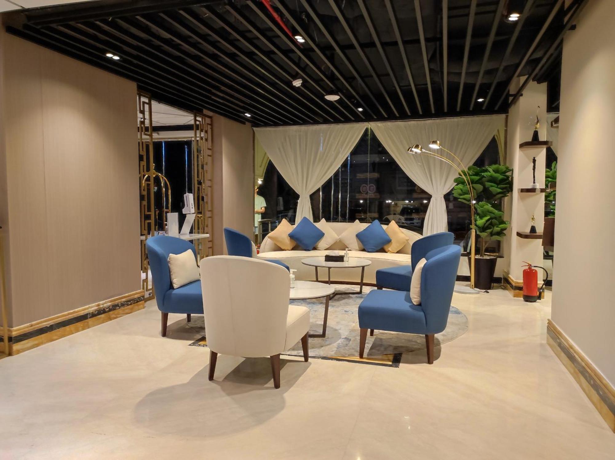 Aquila Aldiafah Hotel Jeddah Exterior photo